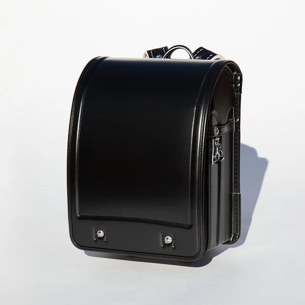 No.23 ベーシックカラー クラリーノ®・エフ／黒×白