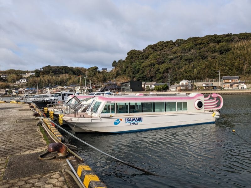 マリンパル呼子のイカ丸遊覧
