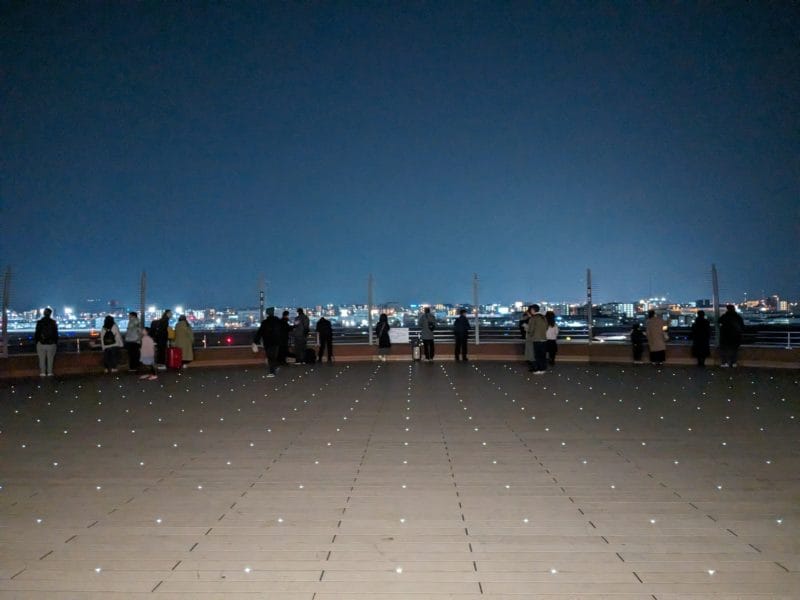 福岡空港展望デッキの夜景